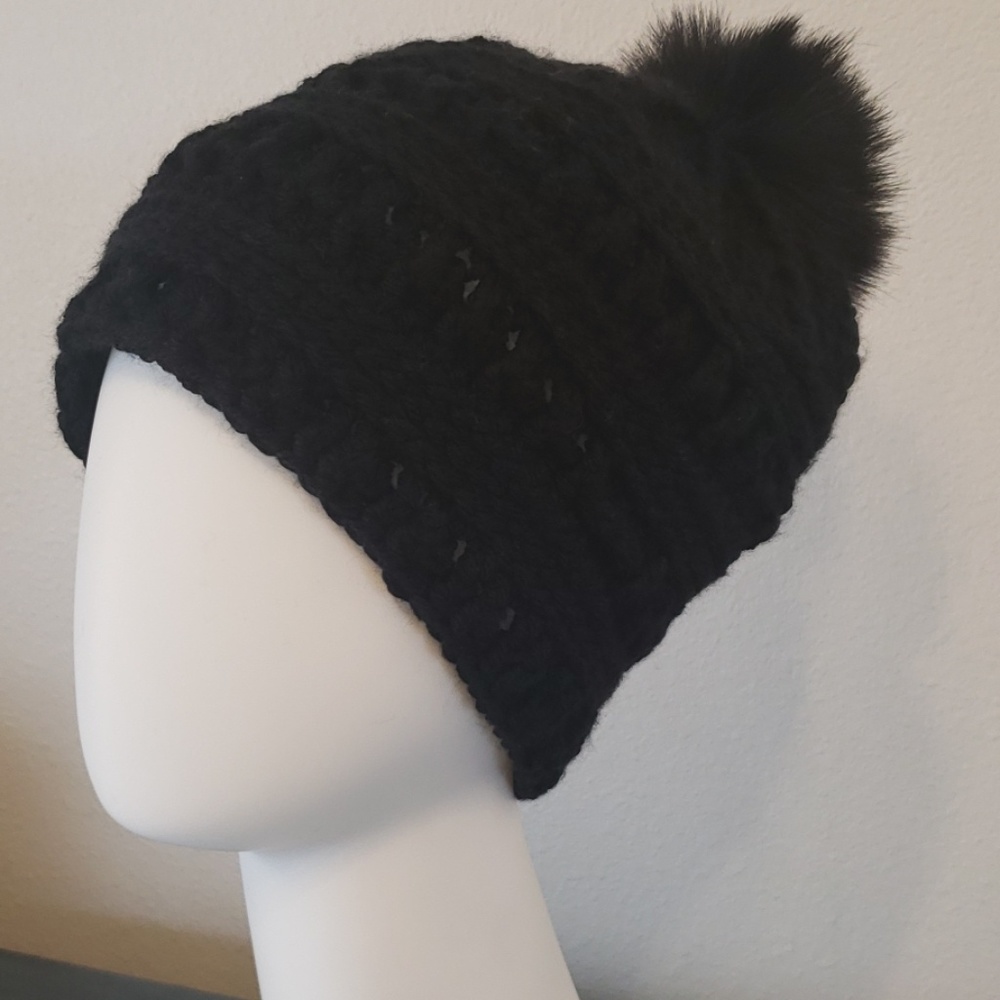 Lee's Crochet Black Hat